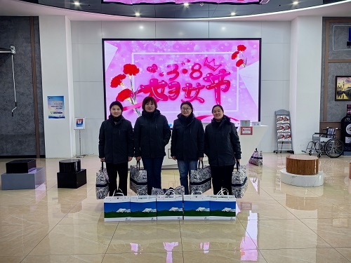 E:\祿發(fā)稿件\2025年\服務(wù)區(qū)\雄安榮烏片區(qū)開展“情暖三八,共綻芳華”女職工專屬活動(dòng)\91f0608243d9c586c5a41f4e60f41a3 - 副本.jpg E:\祿發(fā)稿件\2025年\服務(wù)區(qū)\雄安榮烏片區(qū)開展“情暖三八,共綻芳華”女職工專屬活動(dòng)\91f0608243d9c586c5a41f4e60f41a3 - 副本.jpg